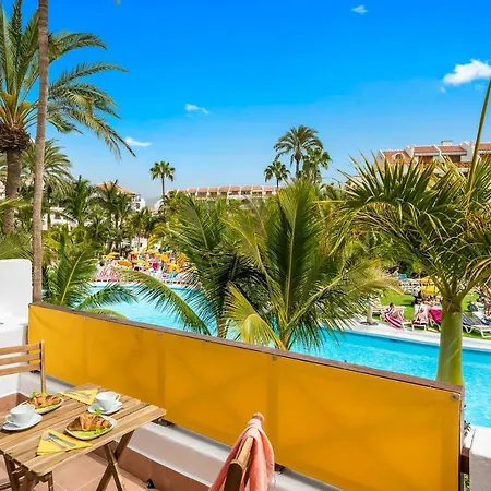 Fantastic Townhouse In The Centre Of Americas