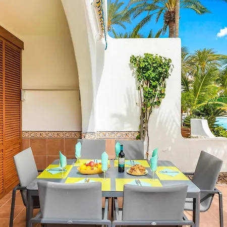 Fantastic Townhouse In The Centre Of Americas