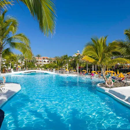Fantastic Townhouse In The Centre Of Americas Playa de las Americas (Tenerife)