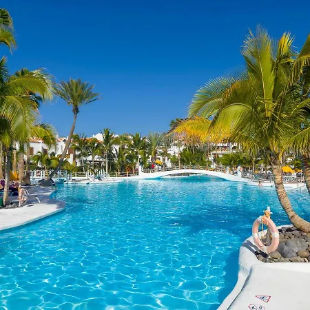 Fantastic Townhouse In The Centre Of Americas
